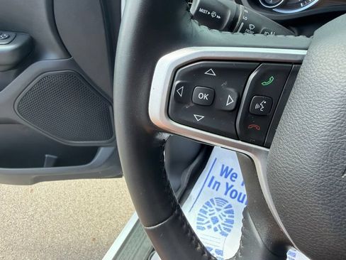 Used 2023 RAM 1500 Big Horn AWD/4WD image 23