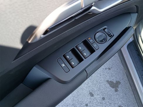 New 2026 Kia Sportage EX w/ EX Panoramic Sunroof Package image 19