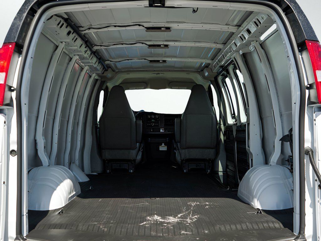 New 2026 Chevrolet Express 2500 w/ Driver Convenience Package RWD image 7
