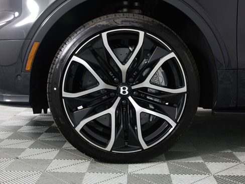 New 2026 Bentley Bentayga Speed AWD/4WD image 6