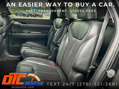 Used 2020 Hyundai Palisade SEL w/ Premium Package FWD image 14