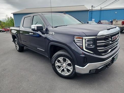 Certified 2023 GMC Sierra 1500 SLT w/ SLT Convenience Package AWD/4WD image 2