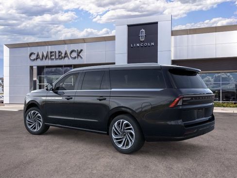 New 2026 Lincoln Navigator L Reserve AWD/4WD image 29