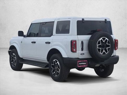 New 2026 Ford Bronco Outer Banks image 9
