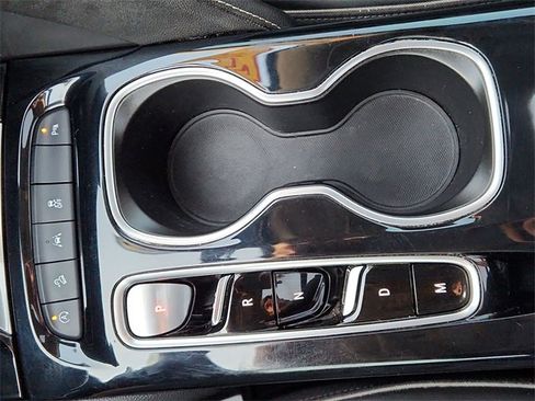 Used 2021 Buick Envision Essence w/ Sport Touring Package image 19