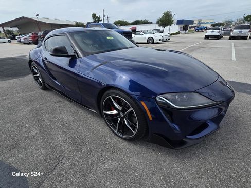 Used 2020 Toyota Supra Premium w/ Driver Assist Package RWD image 14