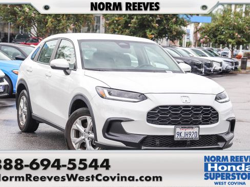 Used 2024 Honda HR-V LX image 1