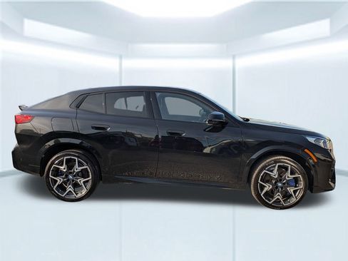 Used 2025 BMW X2 M35i w/ Premium Package image 7