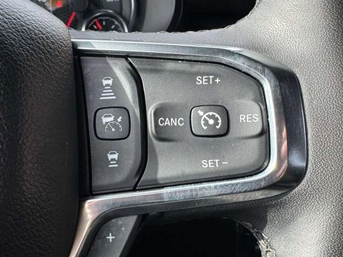 Used 2025 RAM 1500 Laramie AWD/4WD image 23