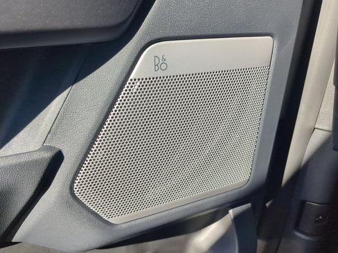 New 2026 Ford F250 Lariat w/ Black Appearance Package image 27