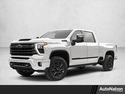 Used 2024 Chevrolet Silverado 2500 Custom image 1