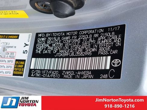 Used 2018 Toyota Prius Two w/ Prius Two Safety Plus Package FWD image 33