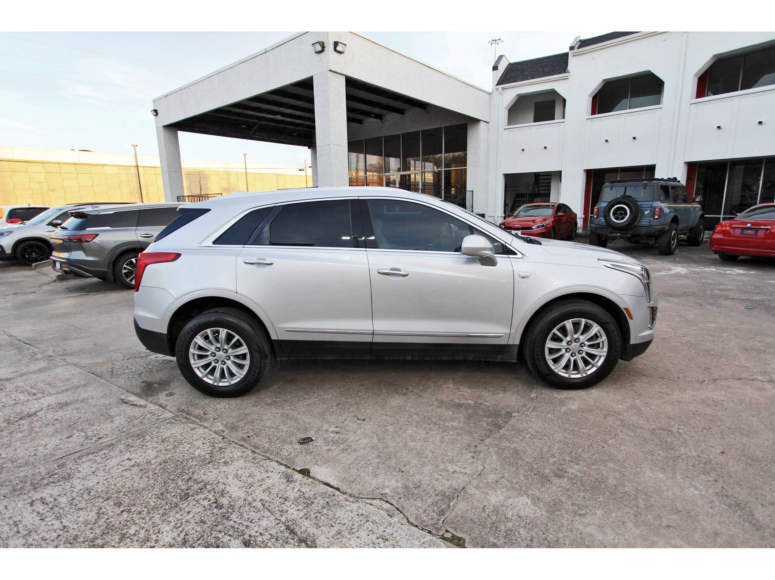 Used 2018 Cadillac XT5 FWD image 8