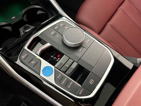 Used 2023 BMW i4 eDrive35 w/ Premium Package RWD image 16