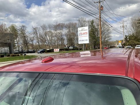Used 2018 Nissan Frontier SV w/ Value Truck Package image 8