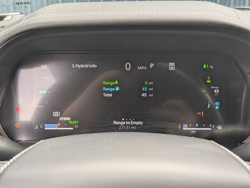 Used 2022 Jeep Grand Cherokee Overland w/ Advanced Protech Group III image 18