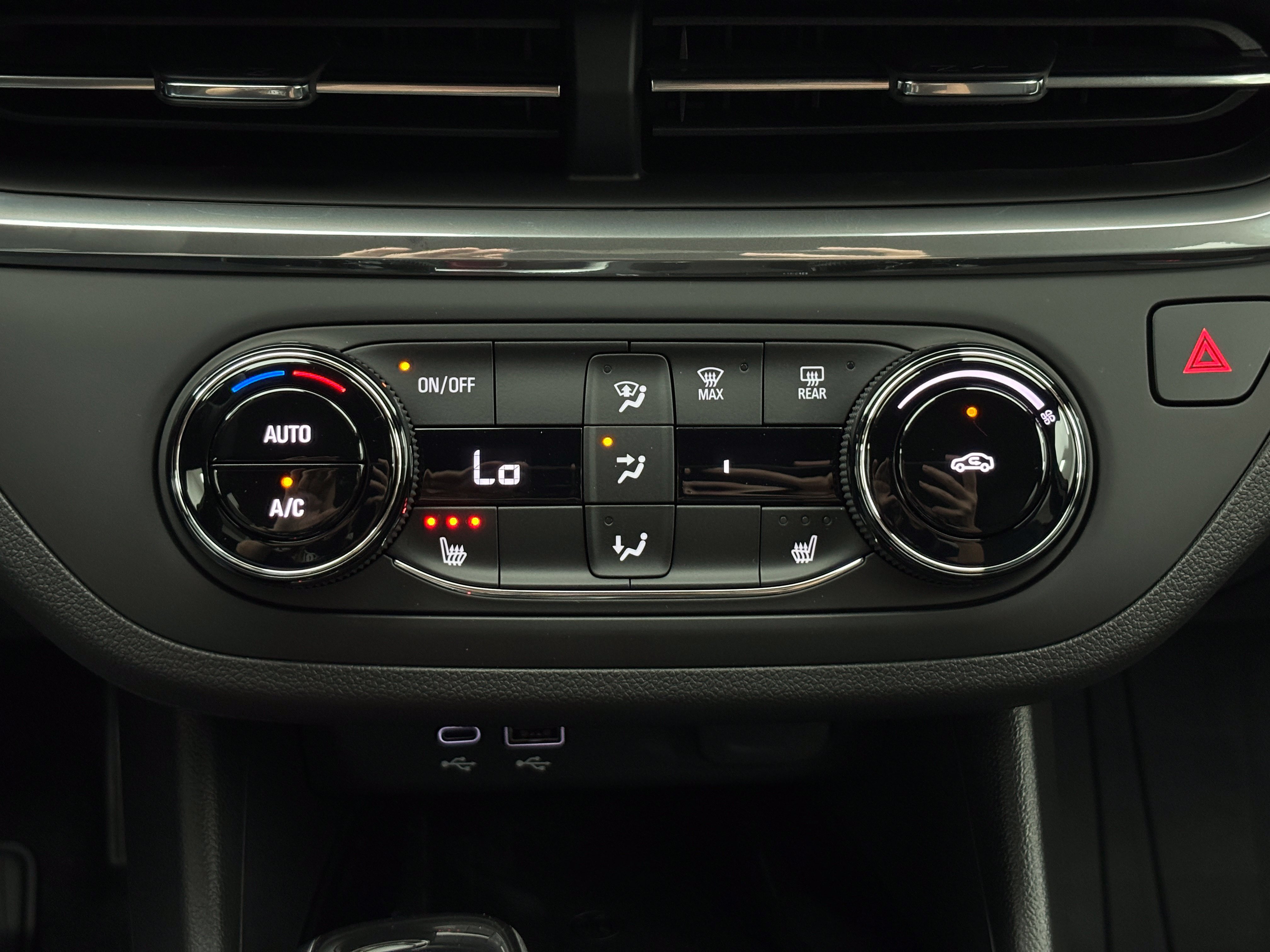 New 2026 Buick Envista Sport Touring w/ Convenience I Package FWD image 25