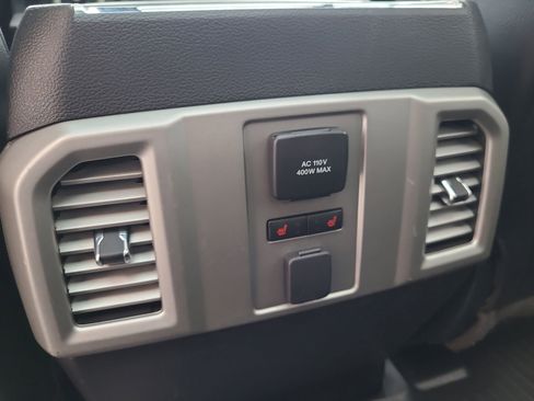 Used 2016 Ford F150 Lariat w/ Equipment Group 502A Luxury image 27