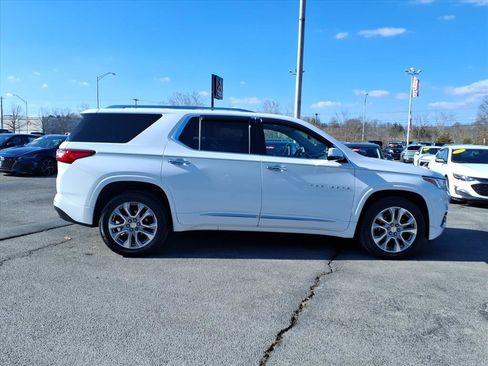 Used 2019 Chevrolet Traverse Premier w/ Driver Confidence II Package image 15