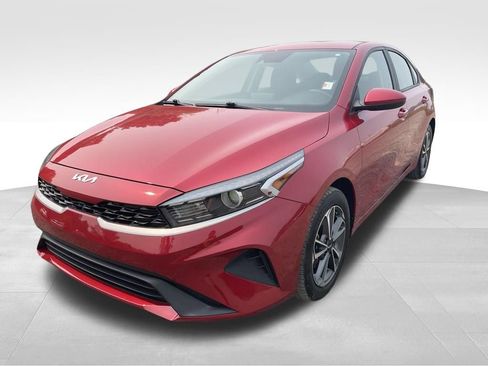 Used 2023 Kia Forte LXS FWD image 14