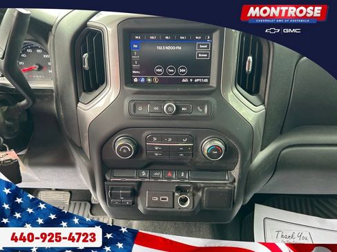 Used 2021 Chevrolet Silverado 1500 Custom Trail Boss w/ LPO, Dark Essentials Package AWD/4WD image 17