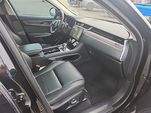 Used 2021 Jaguar F-PACE S image 15