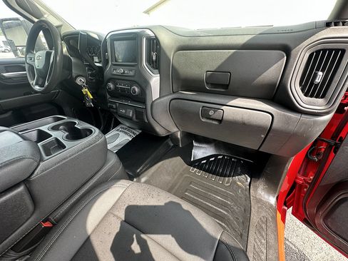 Used 2021 Chevrolet Silverado 2500 W/T w/ WT Convenience Package AWD/4WD image 17
