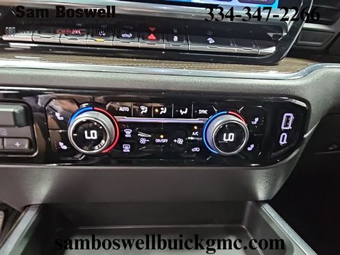 Used 2025 Chevrolet Silverado 1500 LT Trail Boss w/ Convenience Package II image 19