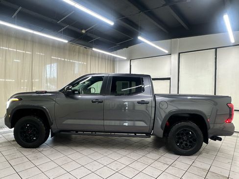 Used 2024 Toyota Tundra Limited AWD/4WD image 10