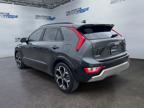 Used 2025 Kia Niro EX Touring FWD image 7