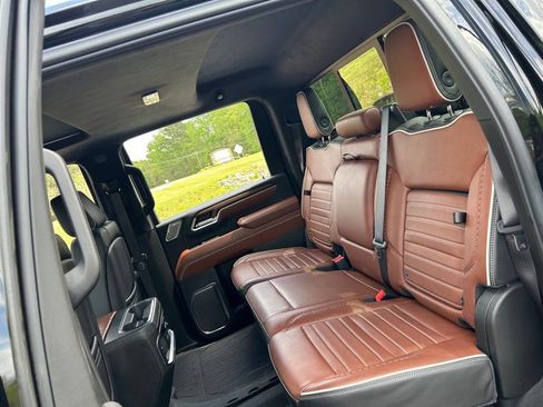 Used 2024 GMC Sierra 2500 Denali Ultimate AWD/4WD image 51