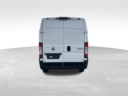 Used 2026 RAM ProMaster 2500 w/ Convenience Group FWD image 5