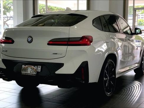 Used 2023 BMW X4 xDrive30i w/ M Sport Package AWD/4WD image 6