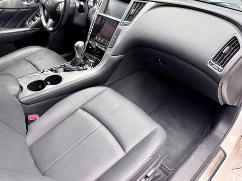 Used 2015 INFINITI Q50 AWD w/ Moonroof Package image 11