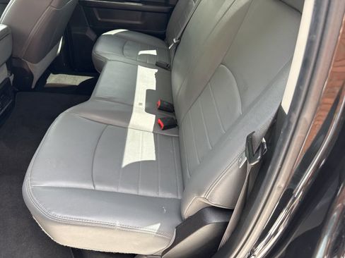 Used 2018 RAM 2500 Tradesman w/ Chrome Appearance Group AWD/4WD image 24