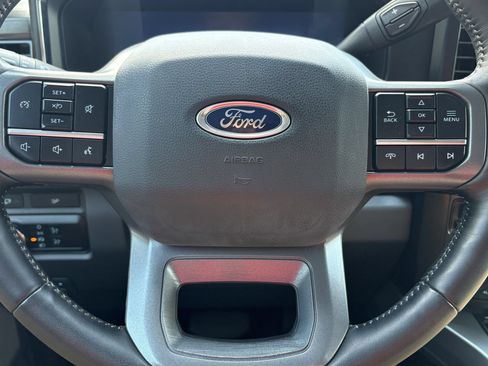 Used 2024 Ford F250 Lariat AWD/4WD image 11