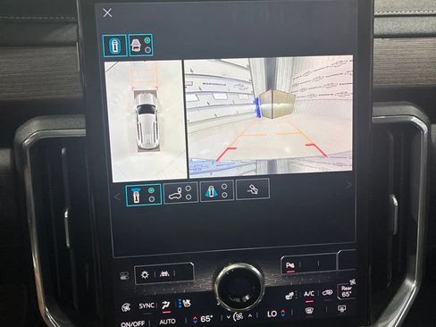 Used 2024 GMC Acadia Denali w/ Super Cruise Package FWD image 27