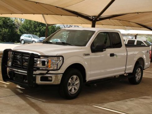 Used 2018 Ford F150 XLT w/ Equipment Group 301A Mid image 4