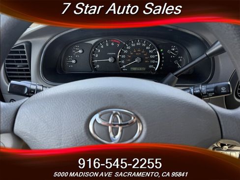 Used 2005 Toyota Sequoia SR5 image 9