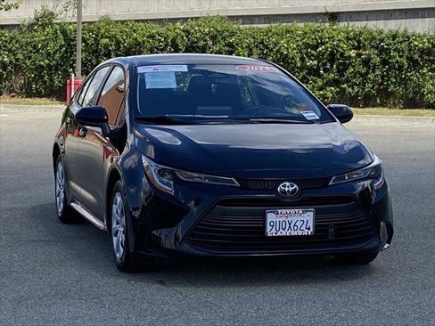 Certified 2025 Toyota Corolla LE FWD image 44