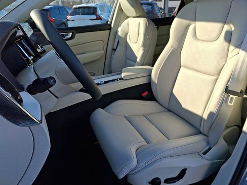 New 2026 Volvo XC60 B5 Ultra w/ Protection Package Premier image 7