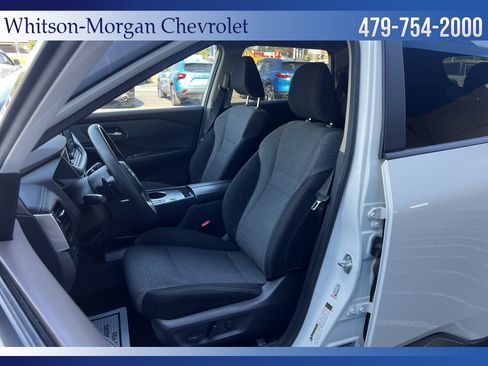 Used 2023 Nissan Rogue SV FWD image 10