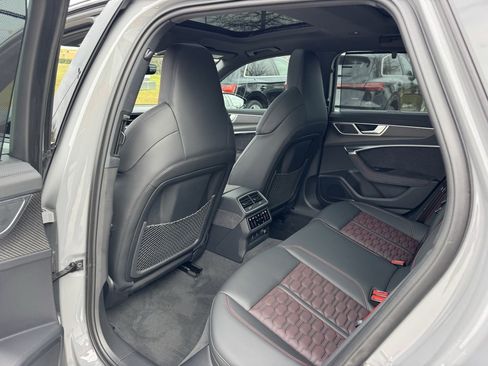 Used 2025 Audi RS 6 performance image 24