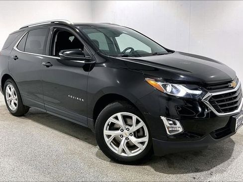 Used 2018 Chevrolet Equinox LT image 1