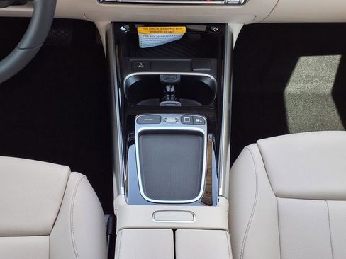 Used 2025 Mercedes-Benz GLA 250 image 17