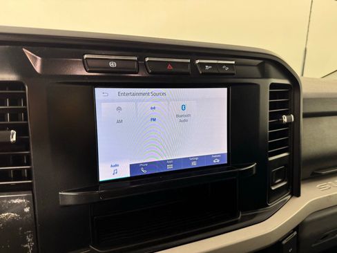 Used 2023 Ford F250 XLT w/ FX4 Off-Road Package image 13