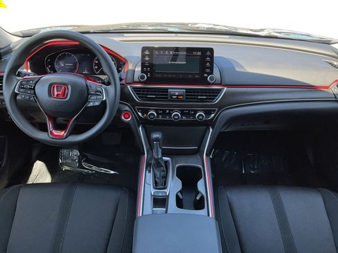 Used 2019 Honda Accord EX image 10