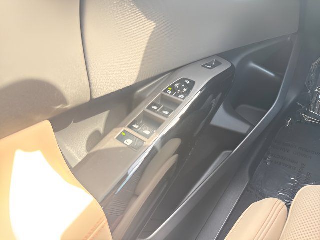 Used 2026 BMW X3 xDrive30i w/ Premium Package AWD/4WD image 9