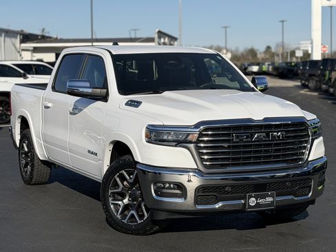 Used 2025 RAM 1500 Laramie image 4