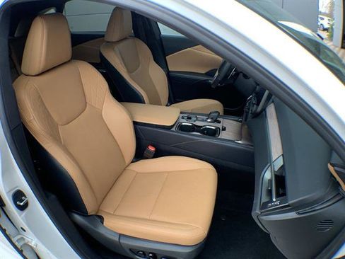 Certified 2025 Lexus RX 350 Premium Plus w/ Convenience Package image 17